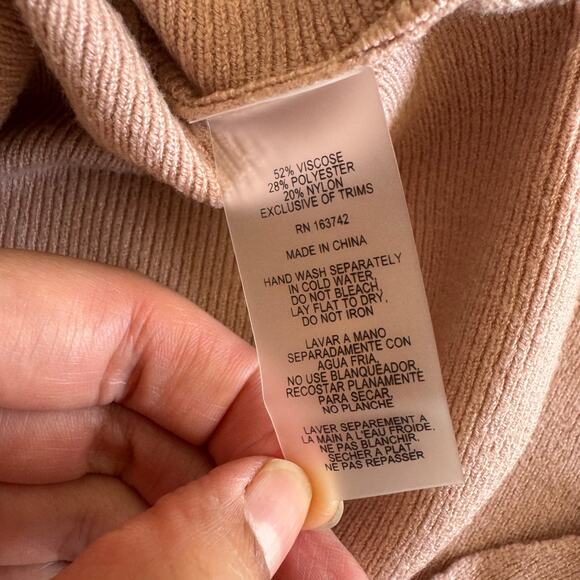 NWT Liv Milano Blush Shale Pink Rhinestone Heart Embellished Pullover Sweater M - Picture 6 of 9